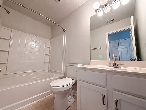 5th image of 3217 Penn Meade Way