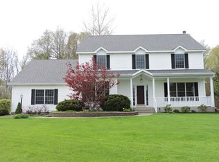 2205 Anderson Cir, Stevensville, MI