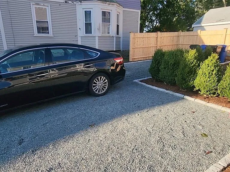 34 Harrison Ave — Photo 24