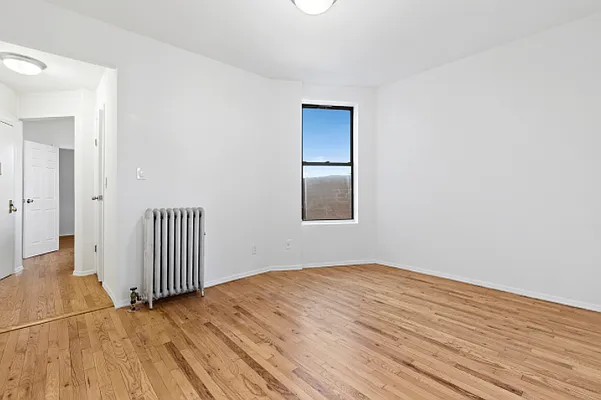 Rented by Compass | media 23