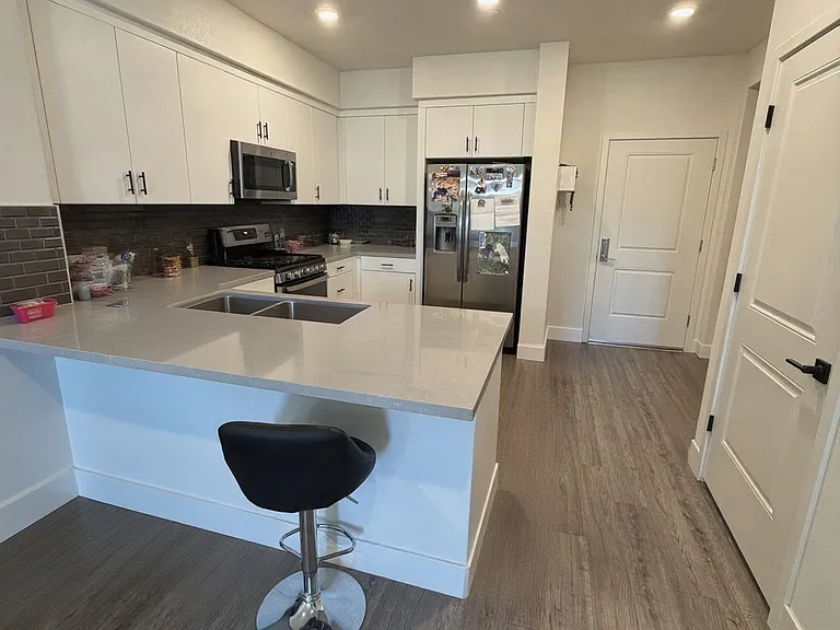 5951 Sunstone Dr #417 — Photo 2