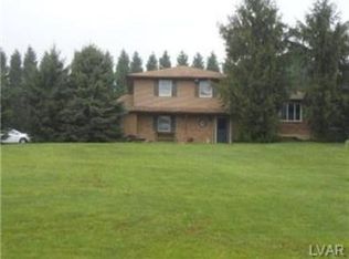 568 Long Lane Rd, Walnutport, PA 18088