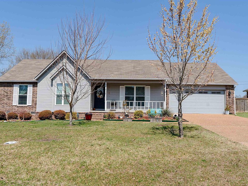 1st image of 2110 Lakeshore Dr