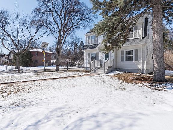 1219 6th St S Fargo, ND-24