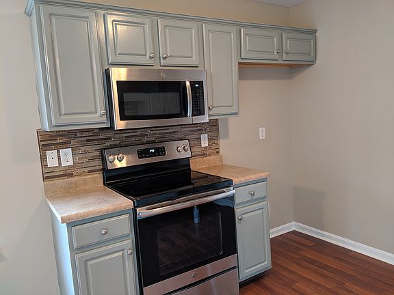 5th image of 169 Spencer Ln
