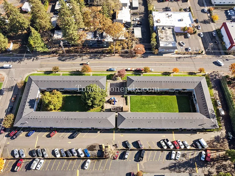 Beaverton Garden Court Apartments — Photo 13