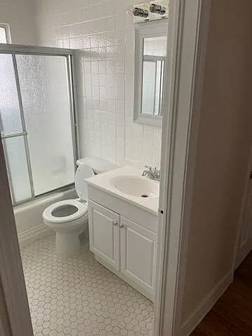 3010 Sacramento Ave — Photo 8