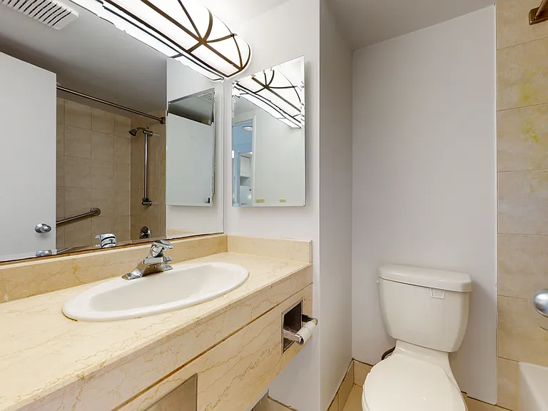 341 Maclaren St — Photo 33