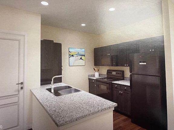 5th image of 363 N General McMullen Dr #1100