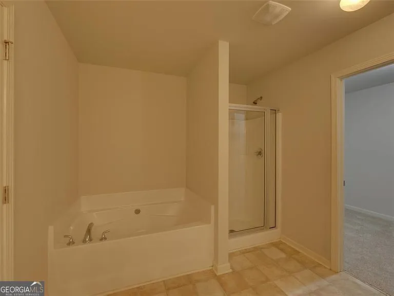 329 Turtle Creek Dr — Photo 13