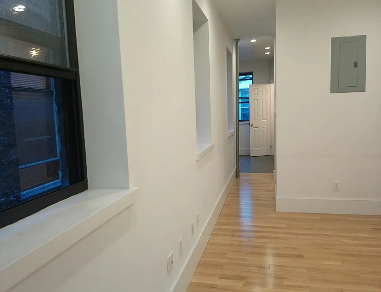235 E 24th St #5A — Photo 9