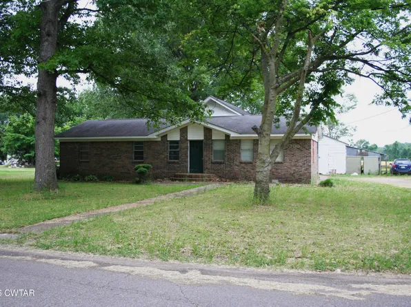 300 Jo Cir, Dyersburg, TN 38024