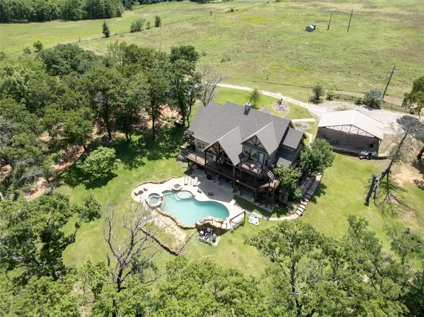 1510 Hawkins Rd, Whitesboro, TX 76273