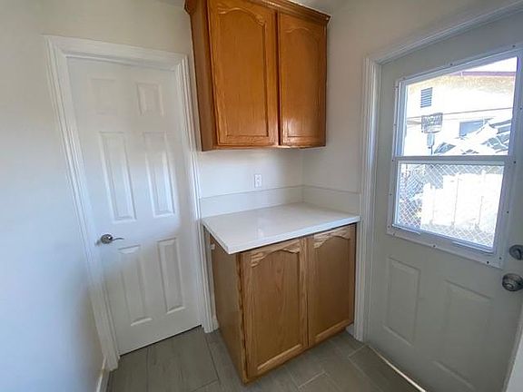 4th image of 10312 1/2 S Inglewood Ave