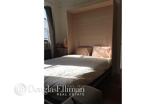 Rented by Douglas Elliman | media 16