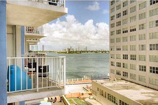 2nd image of 1228 West Ave APT 407