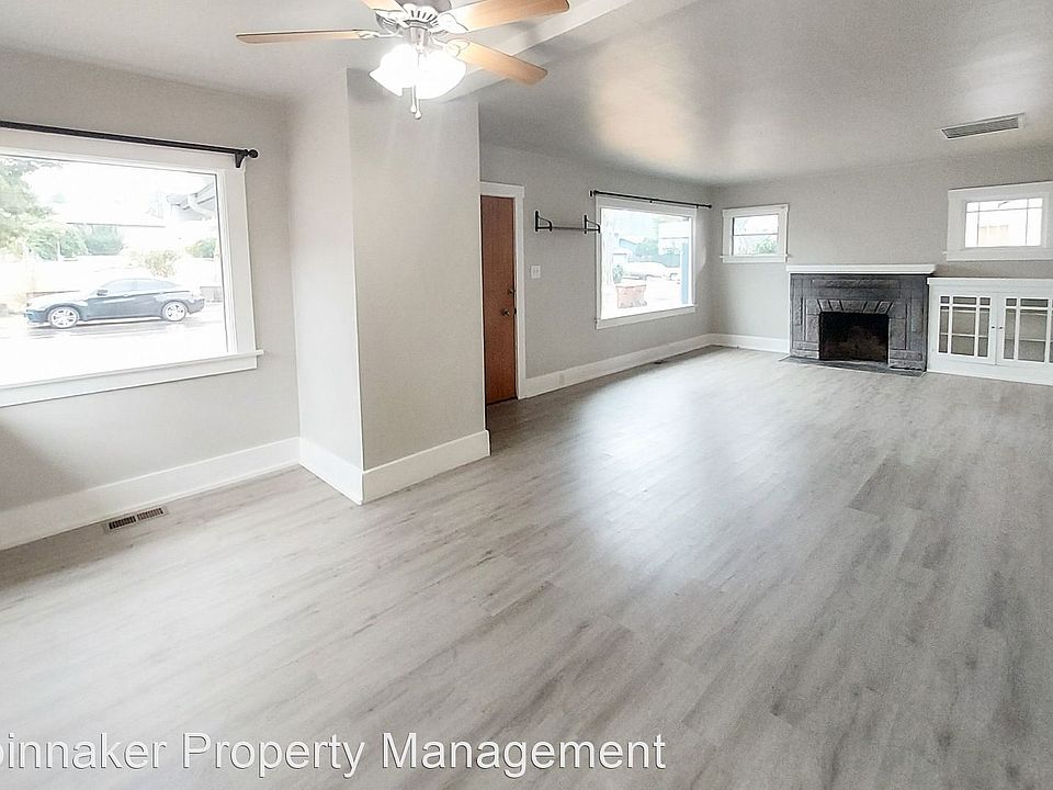 1st image of 2129 S Hosmer St