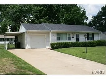 7425 General Sherman Ln photo 1