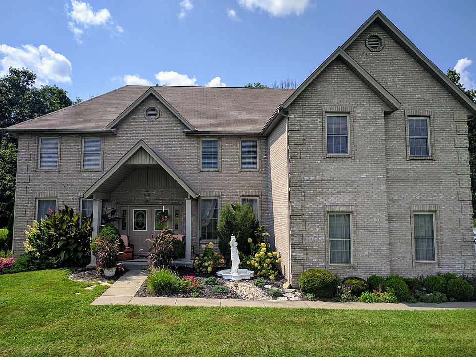 Stately all brick 2 story!