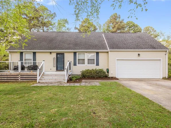 8209 Harlan Dr, Suffolk, VA 23436