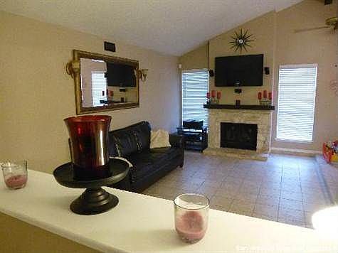 2nd image of 6611 Spring Haven St