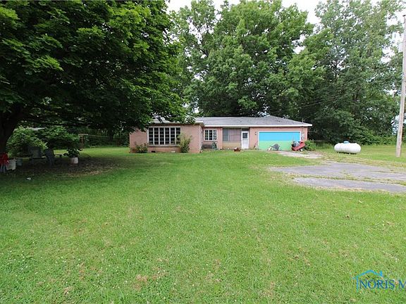 5th image of 3265 W Lakeshore Dr