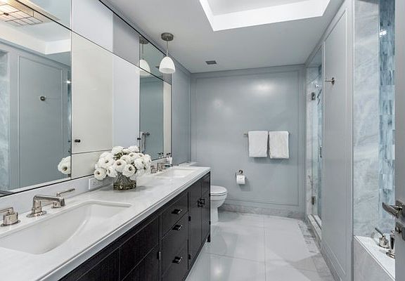 4th image of 21 E 61st St APT 6F