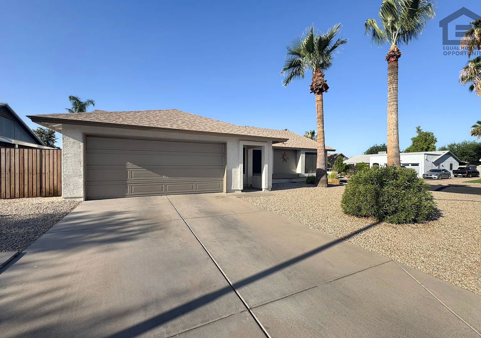 3Bed/2Bath Home at Union Hills/32nd St! Ready for Immediate Move-In! — Photo 3