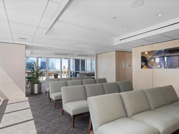 350 West 42nd Street image 11 of 13