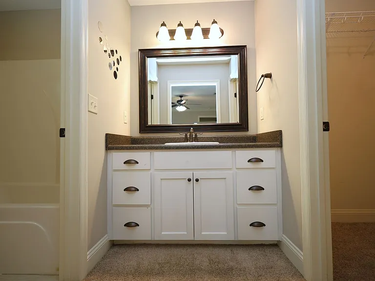 4110 Barrington Dr — Photo 8