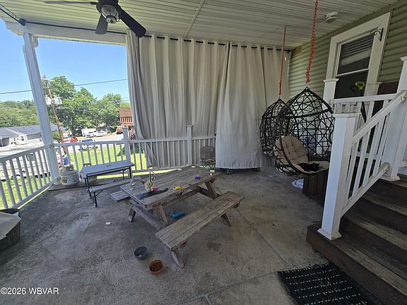 3rd image of 1126 Allegheny St