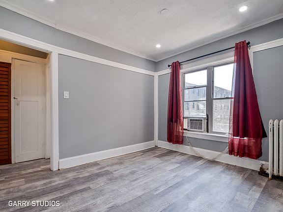 2nd image of 1707 W Wallen Ave APT 2G