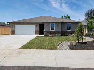 1376 Fitz Pl, Redding, CA 96003