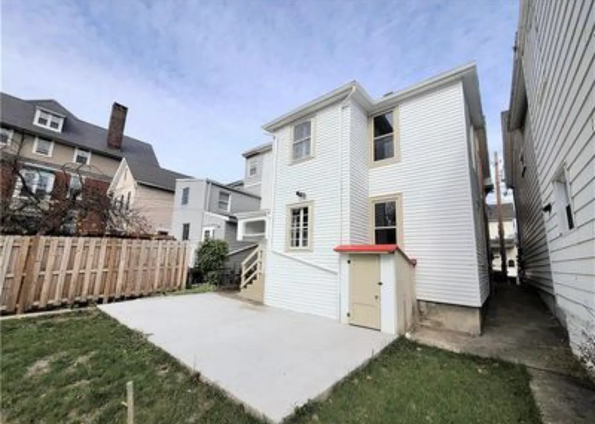 2 bed, $1,650 — Photo 1