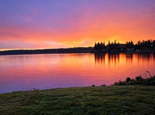 Syndicate - Holmes Harbor, Freeland, WA 98249