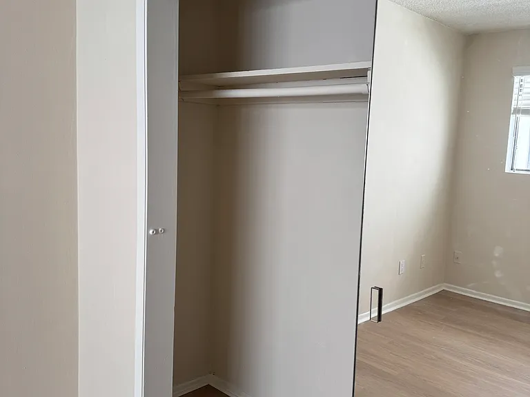 3910 Beethoven St #8 — Photo 14