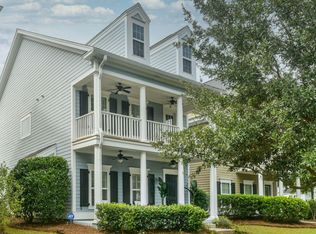 221 Lotz Dr, Summerville, SC 29483
