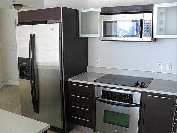 5th image of 1900 N Bayshore Dr APT 2214