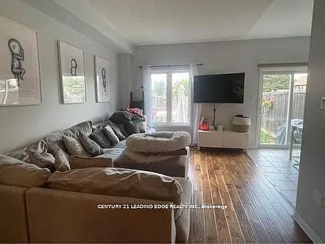 118 Niagara Trl — Photo 5