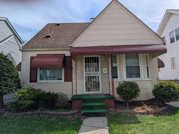 25613 Powers Ave, Dearborn Heights, MI 48125