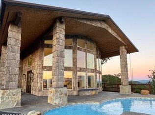 3661 Richardson Cove Rd, Sevierville, TN 37876