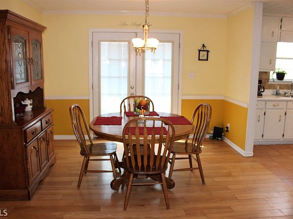 3rd image of 341 McKenzie Dr