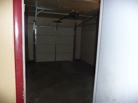3rd image of 1219 N Fair St