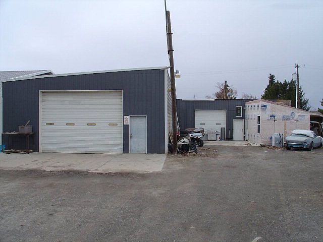 1st image of 225 City St