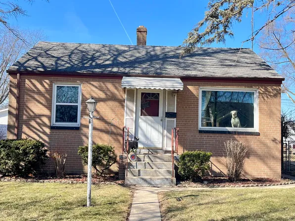 328 N California St, Hobart, IN 46342