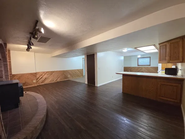 (undisclosed Address), Fruit Heights, UT 84037