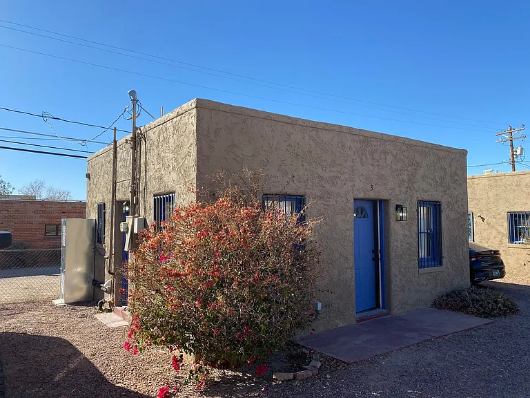 10 W Rillito St — Photo 32