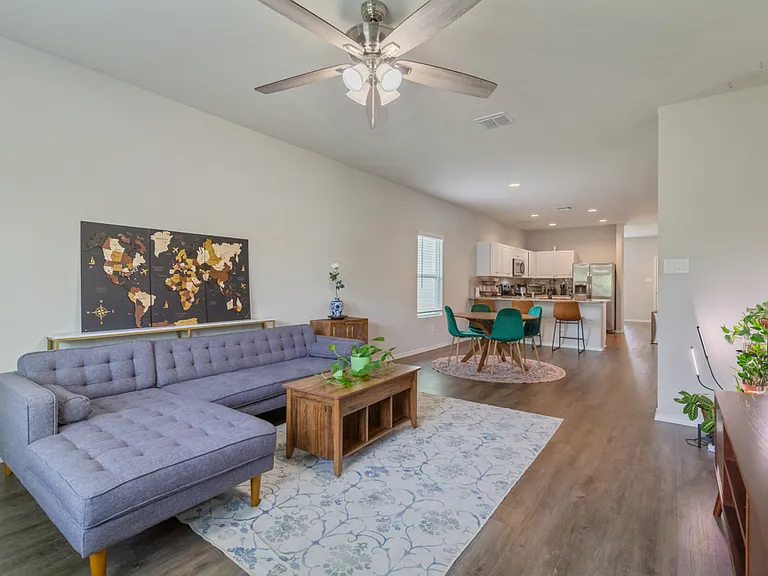 7627 Apex Lndg — Photo 21