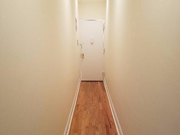 5th image of 709 Dekalb Ave APT 4