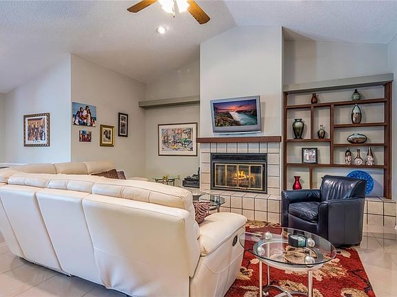 5th image of 2518 Wood Oak Dr